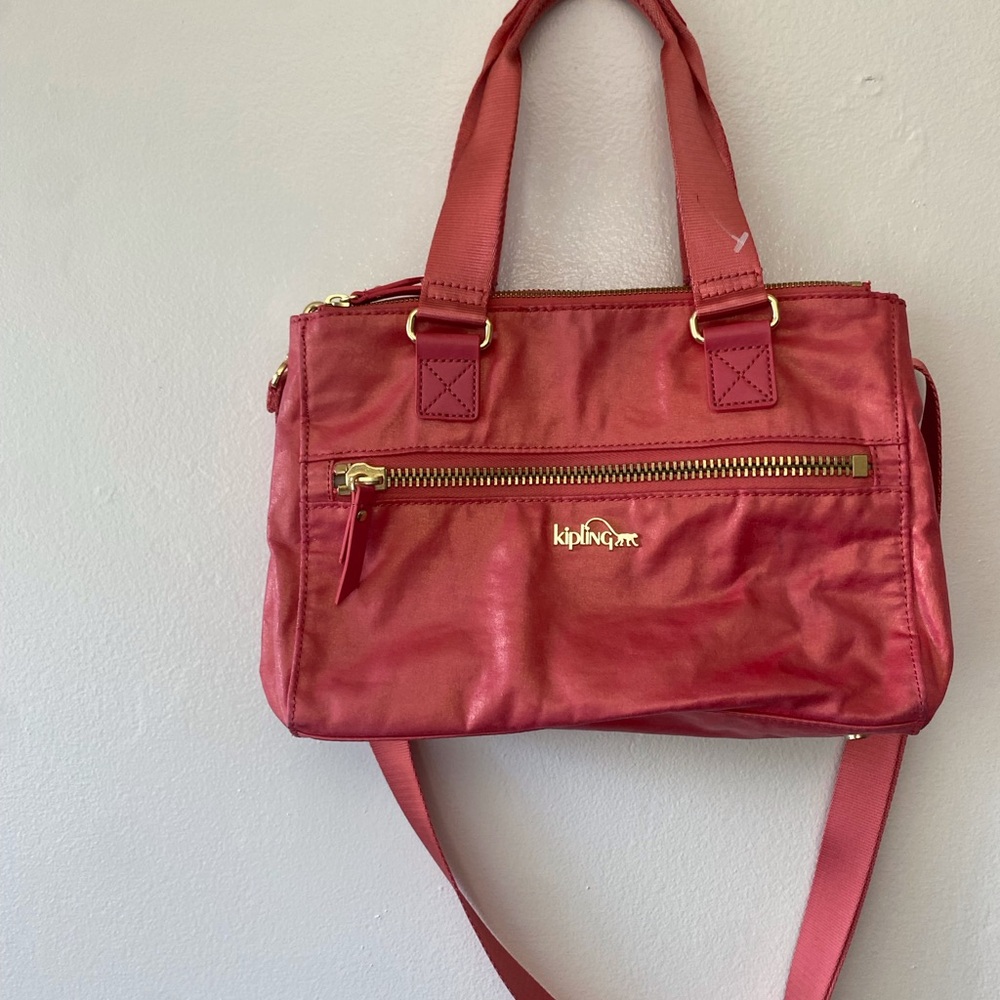 Kipling Shiny Coral Pink Shoulder & Handbag✨✨